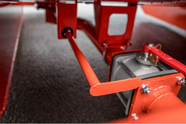 Рычаг управления донным клапаном