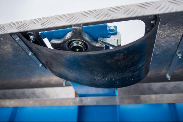 Фитинги для фиксации перевозимых контейнеров