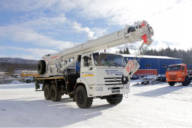 Автокран Челябинец КС-55732 25 тонн 32,7 м Камаз 43118-46