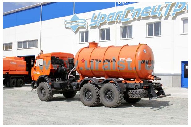 Автоцистерна АКН-10