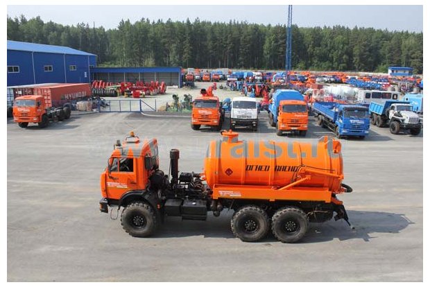 Автоцистерна для сбора нефти АКНС-10