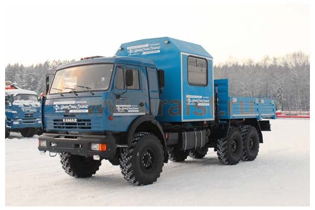 Грузопассажирский автомобиль Камаз с краном-манипулятором