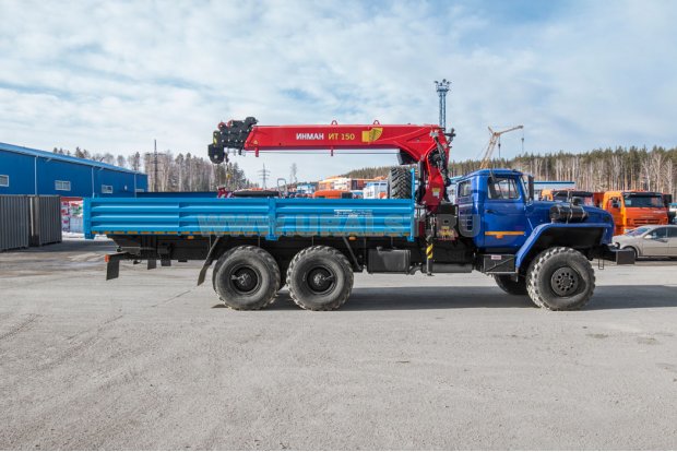 Автомобиль бортовой с КМУ ИТ-150 (тросовый) УСТ 5453 Урал 4320-1912-40