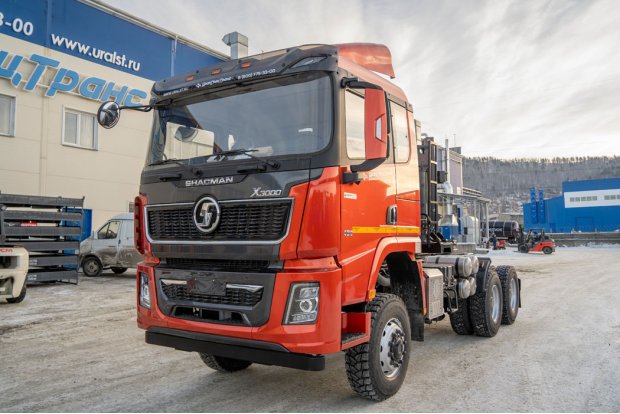 Седельный тягач УСТ 5453 SHACMAN (ШАКМАН) SX42586V385 (6х6) для эксплуатации с ППТ мод 8920, 9268