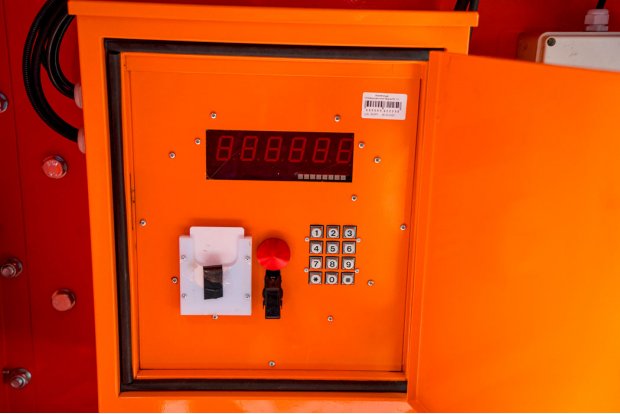 Топливораздаточная колонка