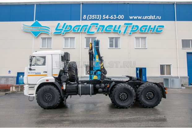 Седельный тягач Камаз 43118-46 с краном-манипулятором ИМ-150