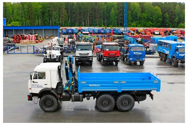 Камаз бортовой 43118-46 с краном-манипулятором ИМ-95