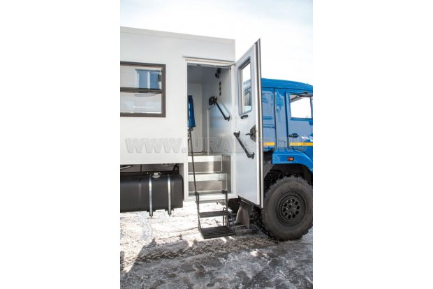 Автобус вахтовый 32 УСТ 5453 Камаз 43118-50 сэндвич
