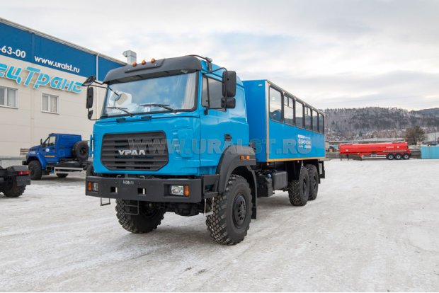 Автобус вахтовый 28 комфорт УСТ 5453 Урал 4320-4971-80 сп.м.