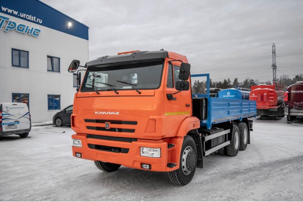 Бортовой контейнеровоз Камаз 65115