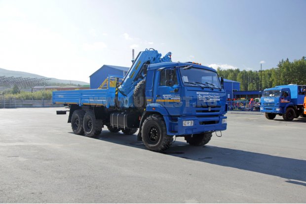 Бортовой Камаз 43118-46 с КМУ ИМ-240-04