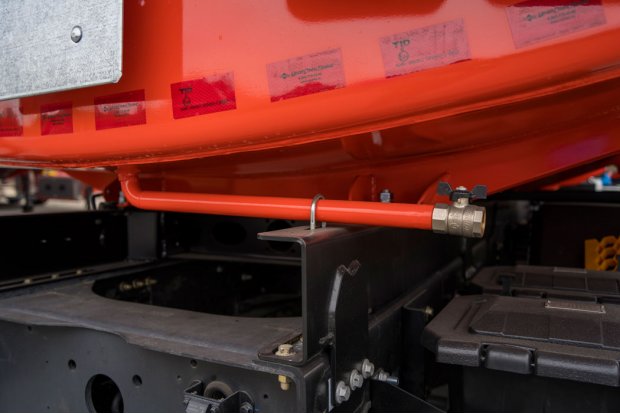 Слив из экологического короба