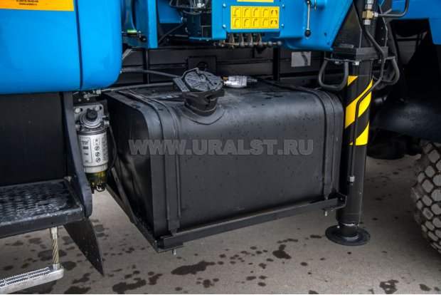 Бортовой с КМУ ИМ-150 УСТ 5453 Урал 5557-1151-72