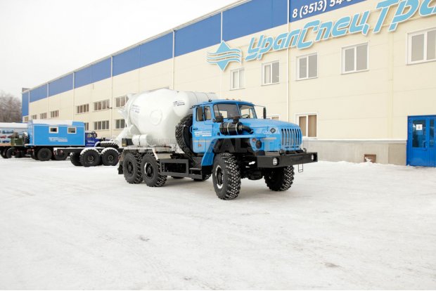 Автобетоносмеситель