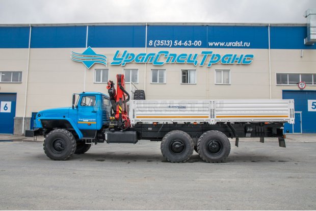 Автомобиль бортовой Урал 4320-60М с КМУ ИМ-150N