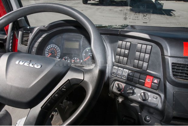 Кабина Седельного тягача IVECO-AMT 633911