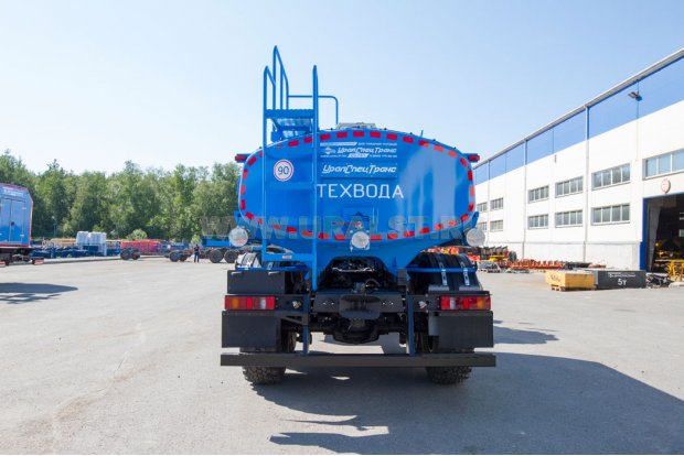 Автоцистерна для технической воды АЦВ-8 УСТ 5453 Урал 4320-1951-60