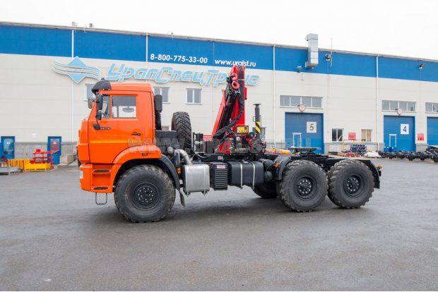 Седельный тягач с КМУ ИМ-150N УСТ 5453 Камаз 43118