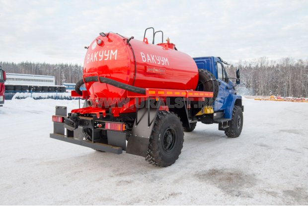 Автоцистерна вакуумная МВ-4,5Т Урал 43206-72 NEXT