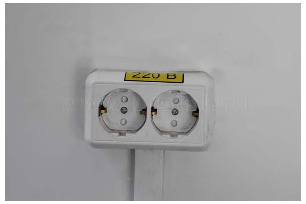 Авторемонтная мастерская. Розетки 220В