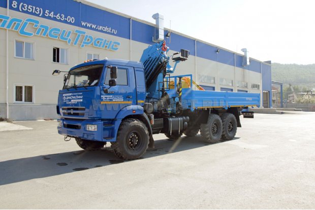 Автомобиль бортовой Камаз 43118-46 с краном-манипулятором ИМ-240-04