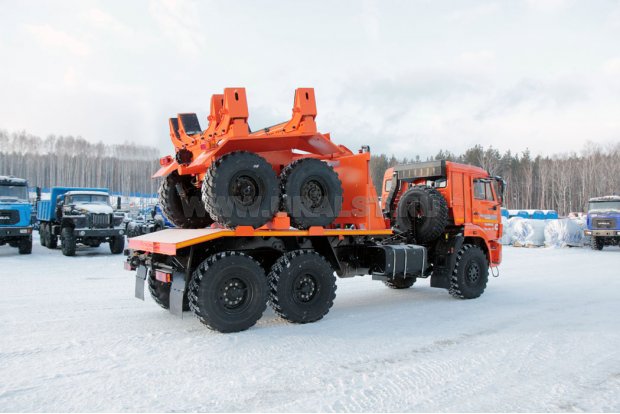 Трубоплетевоз УСТ-5453 на шасси Камаз 43118-RF + Прицеп роспуск ПРТ 10-23 УСТ-94651