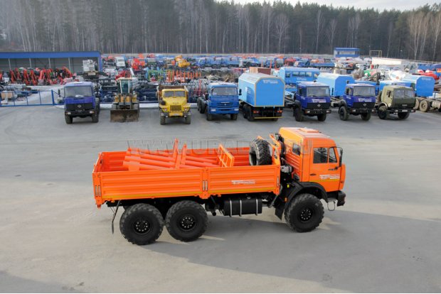 Универсальный бортовой автомобиль Камаз 43118-10