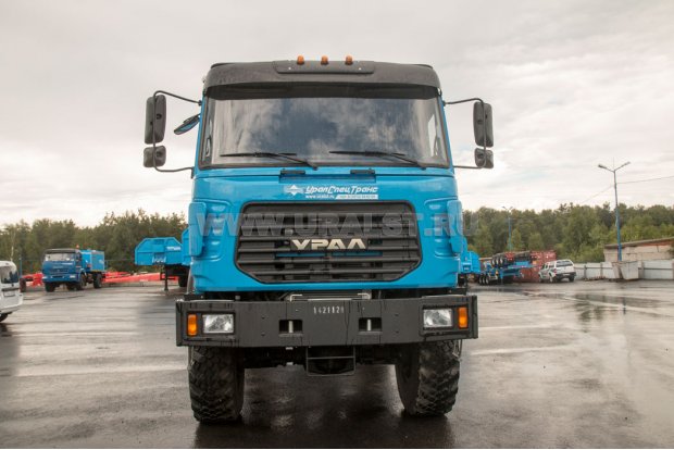 Седельный тягач Урал 44202-3511-82Е5