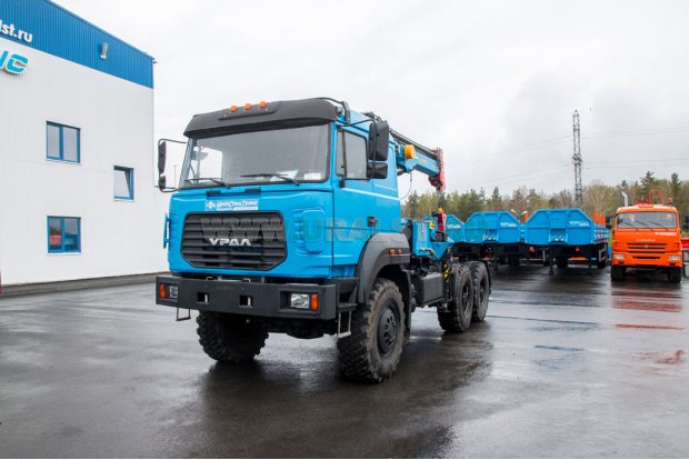 Седельный тягач с КМУ ИМ-240А (тросовый) УСТ 5453 Урал 44202-82Е5
