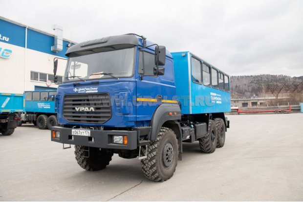 Автобус вахтовый 22 комфорт УСТ 5453 Урал 5557-4551-82 сп.м.