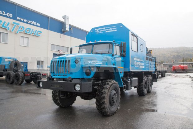 АРОК с КМУ ИМ-150N (люлька) УСТ 5453 Урал 4320-1951-60