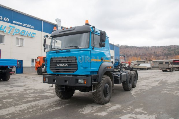 Седельный тягач УСТ 5453 Урал 44202-3511-82Е5 ЛВЖ, доработка под ДОПОГ