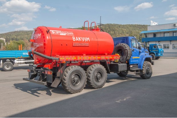 Автоцистерна вакуумная коммунальная МВ-10 КО УСТ 5453 Урал NEXT 4320-74Е5Г38