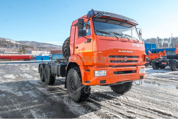 Седельный тягач УСТ 5453 Камаз 43118 сп.м.