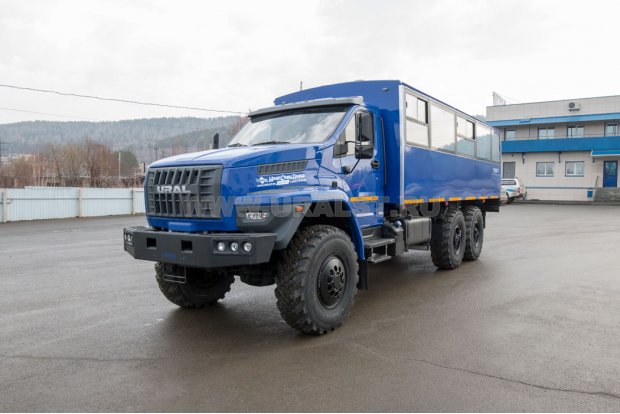Автобус вахтовый Урал NEXT 3255-5013-73Е5