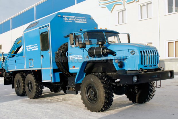 Фургон Урал Агрегат ремонтно-сварочный с КМУ ИМ-150