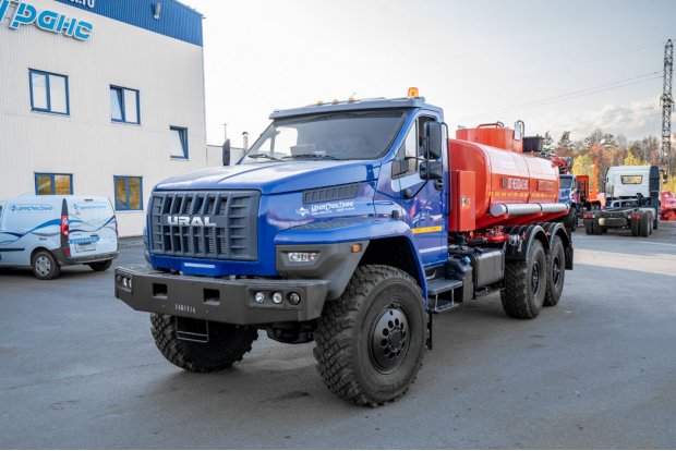 Автотопливозаправщик АТЗ-10Б УСТ 5453 Урал NEXT 4320-72 доработка под ДОПОГ