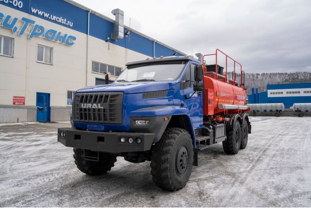 Автотопливозаправщик АТЗ-11-2Б ДОПОГ, УВЭОС