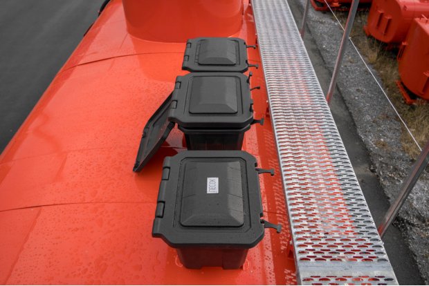 Ящики для песка и кошмы