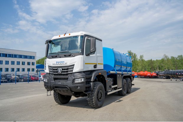 Автоцистерна для технической воды АЦВ-20