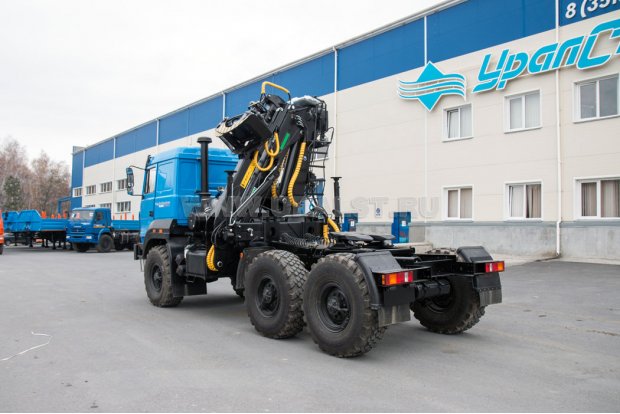 Седельный тягач с КМУ ОМТЛ-120-02 УСТ 5453 Урал 44202-82Е5