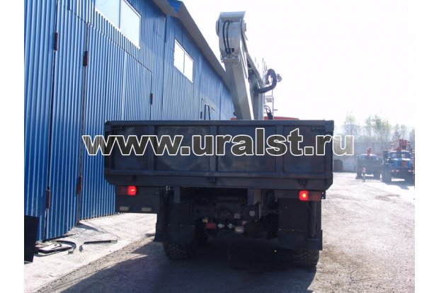 Бортовой с КМУ ИФ-300С Камаз 43118