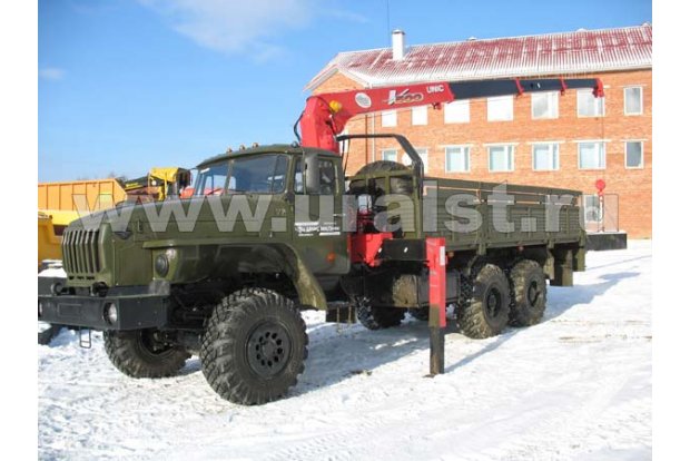 Бортовой с КМУ UNIC UR-V504 (тросовый) УСТ 5453 Урал 4320-1951-60