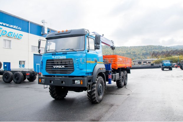 Бортовой с КМУ DongYang SS1956 (тросовый) УСТ 5453 Урал М 4320-80Е5, сп.м