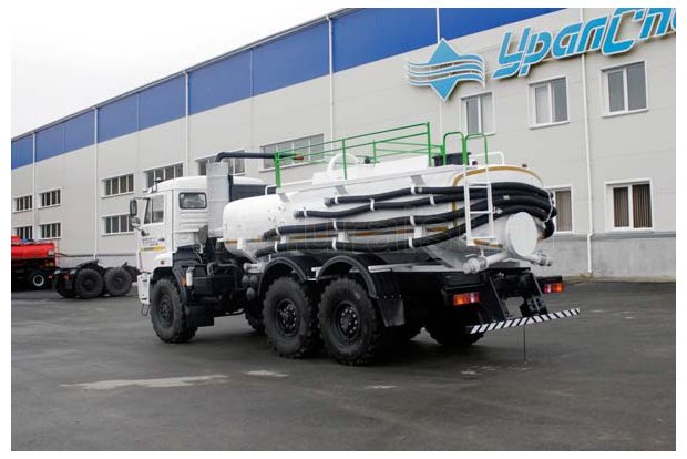 Автоцистерна нефтепромысловая АЦН-10