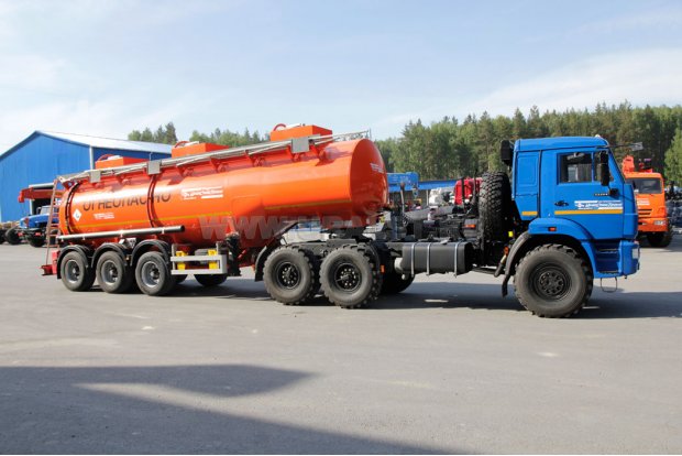 Полуприцеп цистерна бензовоз