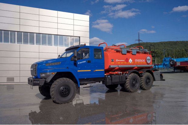 Автотопливозаправщик АТЗ-10-2Б Урал NEXT 4320-74 сдвоен.кабина ДОПОГ