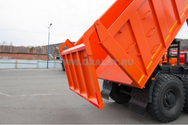 Задний откидной борт