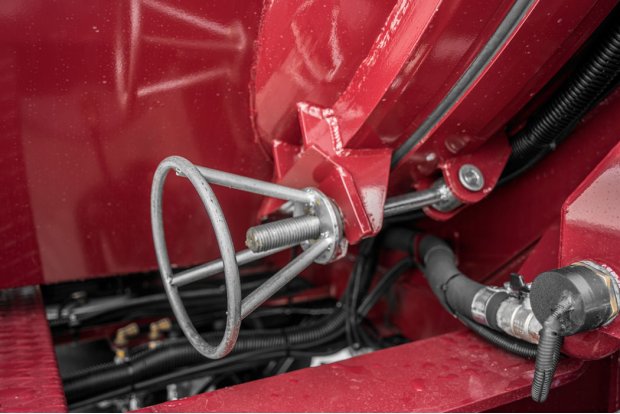 Затвор открывающегося днища