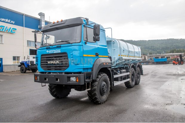 Автоцистерна для воды АЦПТ-10НО УСТ 5453 Урал 5557-4551-80 насос, обогрев, сп. м.